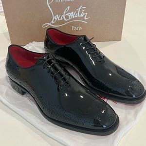 Christian Louboutin Corteobello Oxfords
